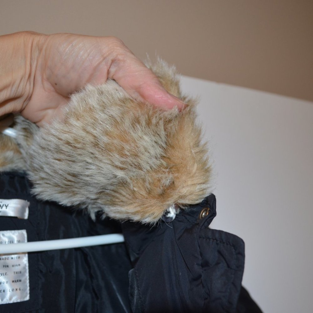 Old Navy Winter FrostFreeCoat Faux Fur Collar Button Fastened Zip/Snaps Front XS - Picture 6 of 8